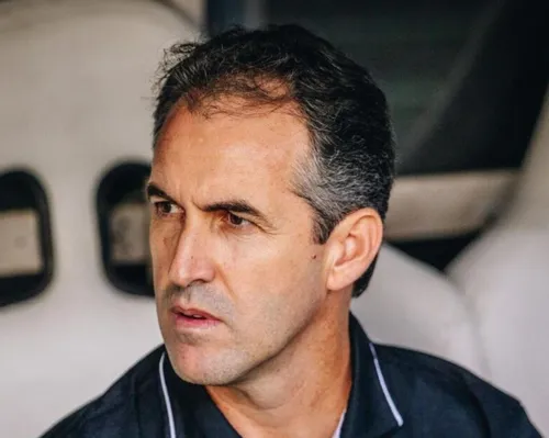 Técnico do Remo surpreende ao comparar Bahia com Palmeiras e Flamengo - Imagem