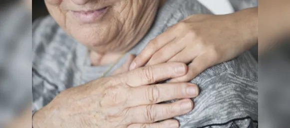 Brasileiros com mais de 60 anos ficam isentos do pagamento de 3 dívidas - Imagem