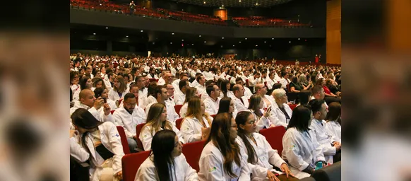 Mais Médicos exige melhor formação - Imagem