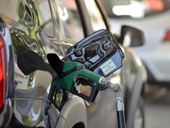 Acelen vai ter que explicar aumento no preço dos combustíveis na Bahia - Imagem