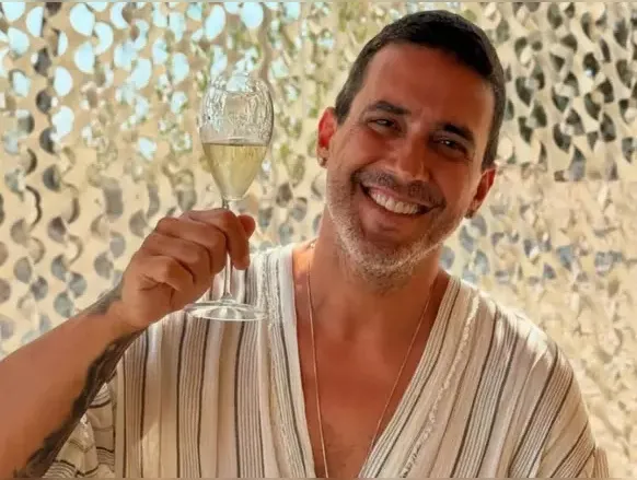 Apresentador da Globo revela fetiche e fala sobre bissexualidade - Imagem