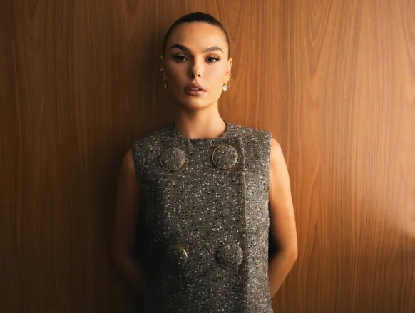 Atriz da Globo está hospedada em mansão de luxo na Bahia; veja fotos - Imagem