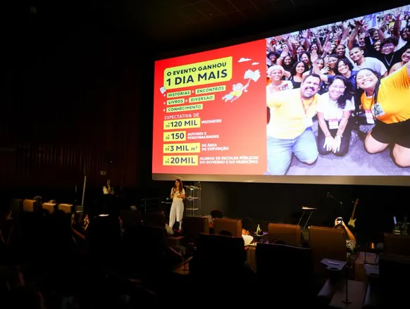 Bienal do Livro Bahia 2026 muda regra dos autógrafos; entenda - Imagem