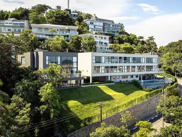 Disney em casa? Neymar abre mansão de R$ 50 milhões e detalhes impressionam - Imagem