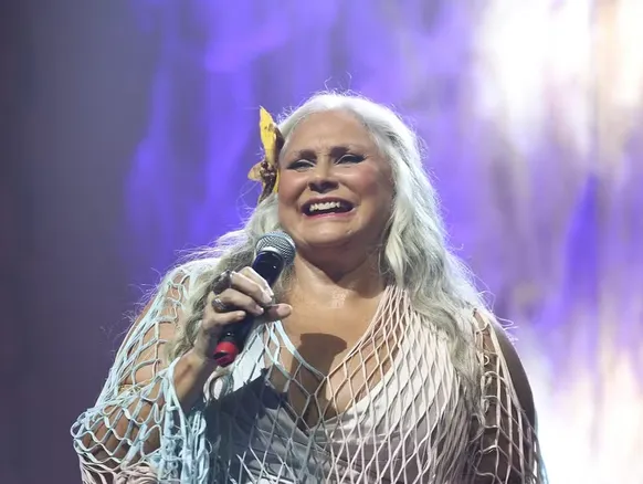 Fafá de Belém é a convidada do Conversa Brasileira deste domingo - Imagem