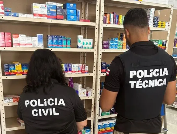 Farmácia é interditada e 700 medicamentos são apreendidos em ação na RMS - Imagem