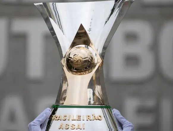 Gigante do Brasileirão rompe marca de R$ 2 bilhões em dívidas - Imagem