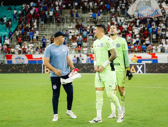 Goleiros do Bahia: em 1 hora, João Paulo toma mais gols que Ronaldo em 7 jogos - Imagem