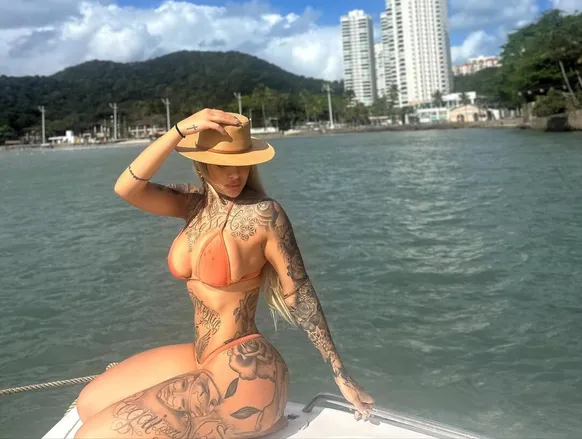 Influenciadora de 27 anos tem mal súbito e morre após fazer cirurgia - Imagem