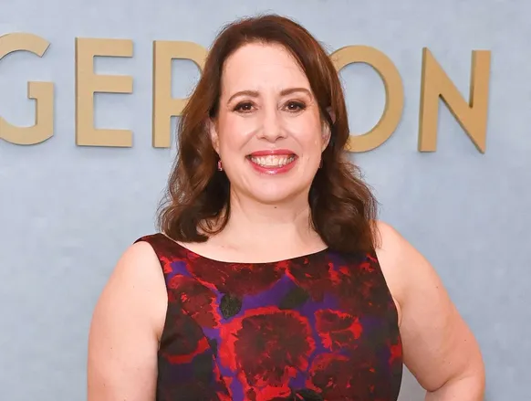 Mais Bridgerton? Autora da série anuncia novo livro em 2026 - Imagem