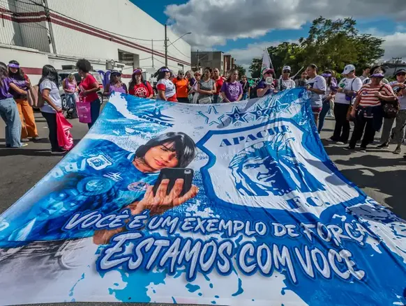 Ministras fazem ato para Tainara, mulher morta arrastada por ex - Imagem