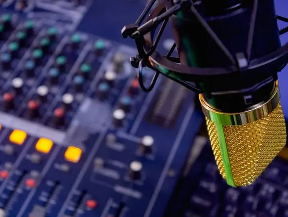 Proposta obriga rádio e TV a divulgar agenda de votações da Câmara - Imagem