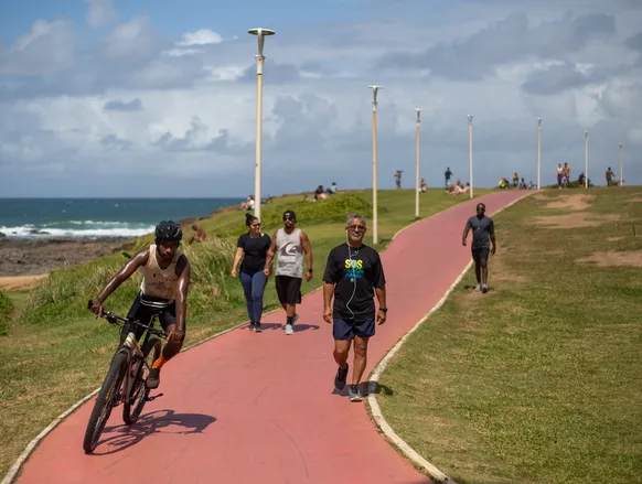Salvador cria comitê para acelerar expansão da malha cicloviária - Imagem