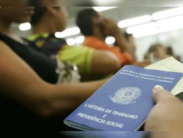 Salvador oferece 395 vagas de emprego exclusivas para mulheres em março - Imagem