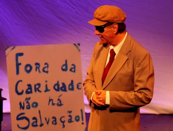 Salvador recebe Renato Prieto no espetáculo 'Chico Xavier em Pessoa' - Imagem