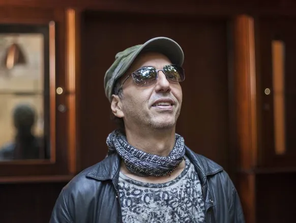 Zeca Baleiro e Roberta Campos se encontram no Conversa Brasileira - Imagem