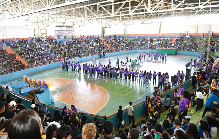 Vitória da Conquista reúne 12 mil alunos em jogos escolares