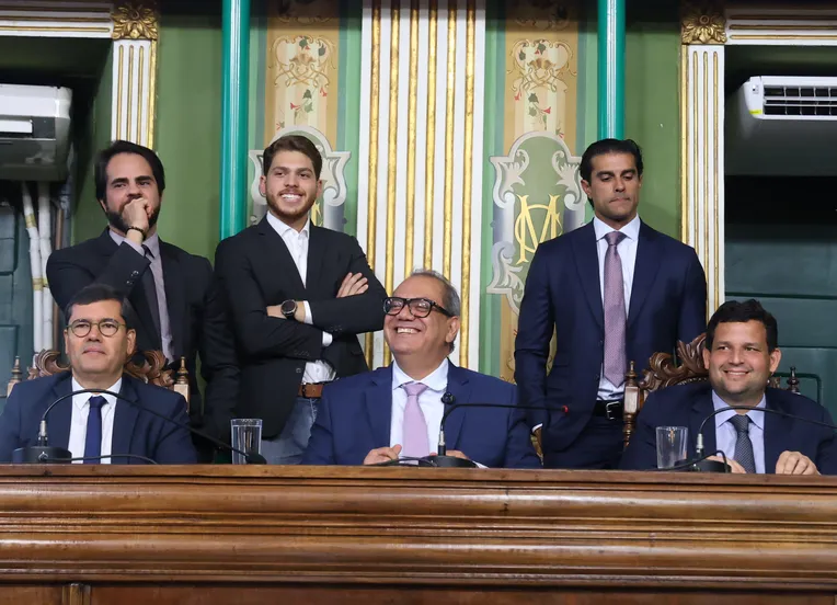 Acordo político pode viabilizar votação do 'Kiss & Fly' e incluir proibição de taxas em hospitais