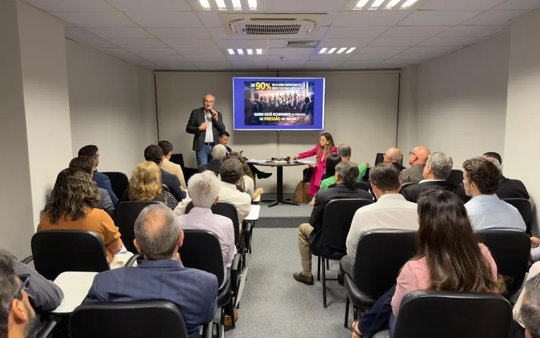 ACB debate impactos do VLT e reforça atuação na agenda de mobilidade urbana - Imagem