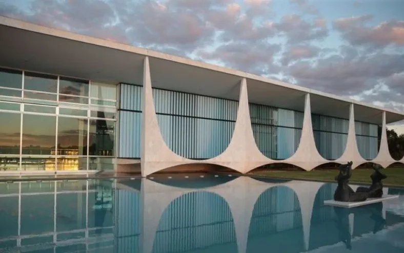 Agente do GSI morre na entrada de serviço do Palácio da Alvorada - Imagem