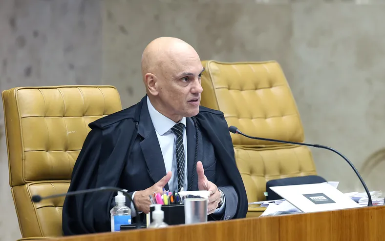 Alexandre de Moraes manda soltar 18 idosos do 8 de Janeiro de uma vez - Imagem