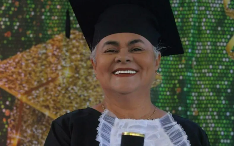 Aos 65 anos, mulher volta a estudar e é aprovada pelo Sisu na Bahia - Imagem