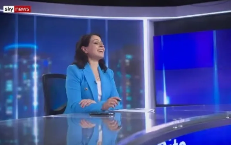 Apresentadora comemora morte de líder do Irã em programa ao vivo - Imagem