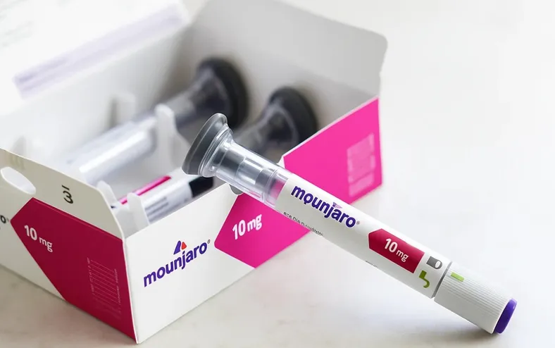 Câmara Municipal aprova distribuição gratuita de Mounjaro para jovens - Imagem