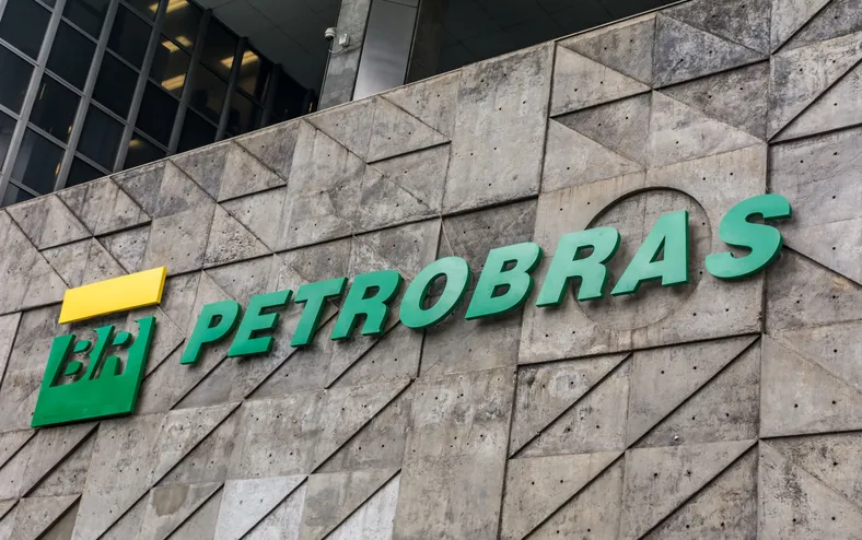 Candidato ao Planalto promete privatizar Petrobras e Banco do Brasil - Imagem
