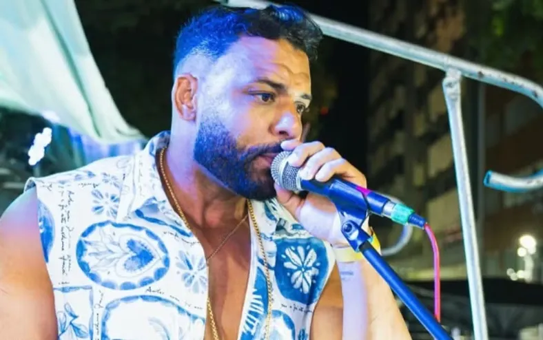 Cantor de pagode e samba de Salvador é hospitalizado após AVC - Imagem