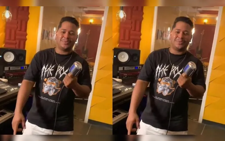 Cantor morre após colidir moto em poste na Bahia - Imagem