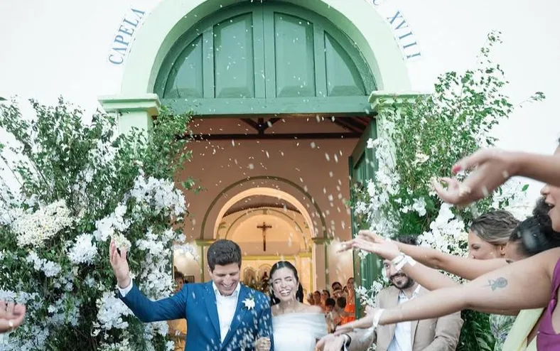 Com presença de Moraes e Alckmin, João Campos e Tabata Amaral se casam - Imagem