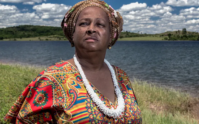 Entre o sagrado e a violência - Imagem