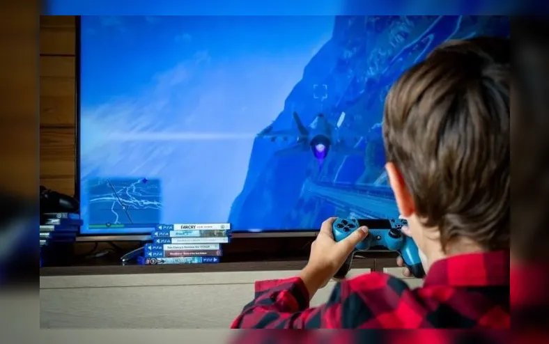 Estudante morre por hemorragia cerebral após maratona de videogame - Imagem