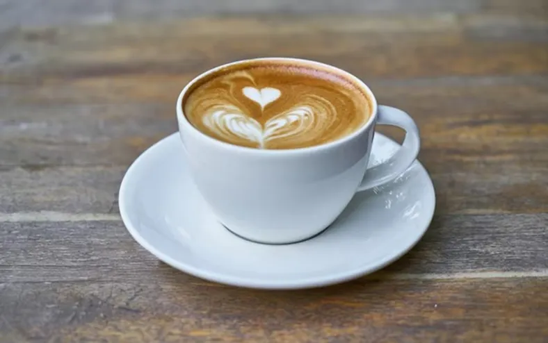 Estudo revela a quantidade ideal de café para proteger a saúde mental - Imagem