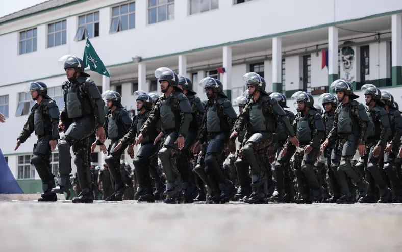 Exército anuncia concursos com 227 vagas e salários iniciais de R$ 9 mil - Imagem