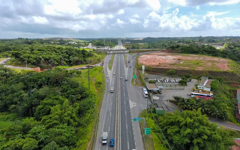 Feriadão de Tiradentes: veja como evitar trânsito em rodovias baianas - Imagem