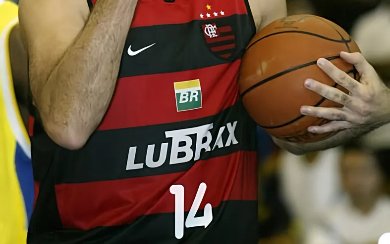 Flamengo aposenta camisa 14 do basquete vai homenagear Oscar contra o Bahia - Imagem