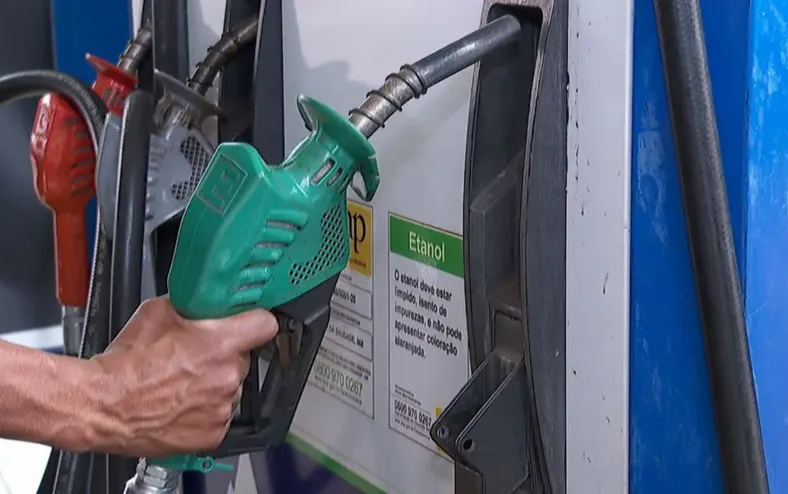 Gasolina premium 100 estreia no mercado e promete mais potência - Imagem