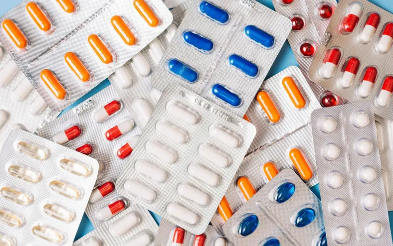 Ícone da MPB doa medicamentos à população de Cuba - Imagem