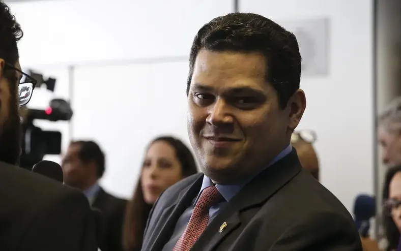 Indicação de Jorge Messias ao STF deve ser analisada após eleições - Imagem