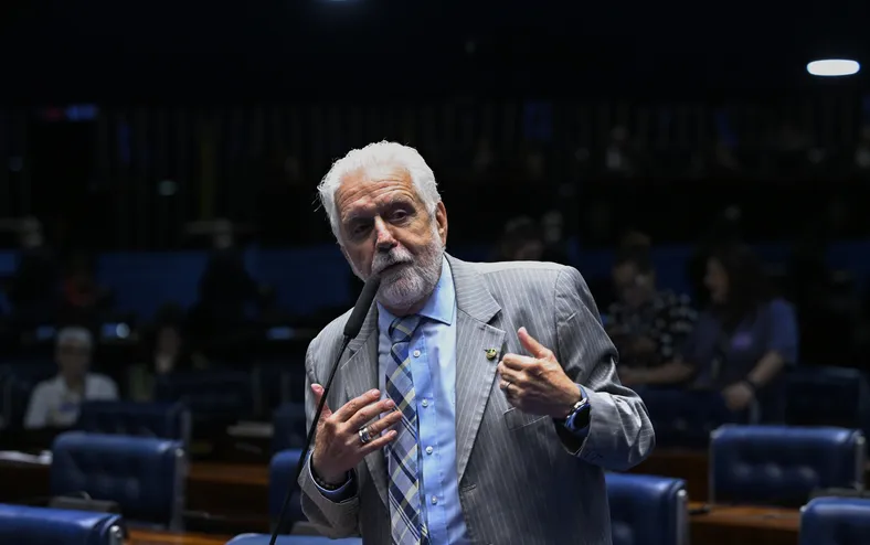 Jaques Wagner ignora críticas e confirma liderança no Senado - Imagem