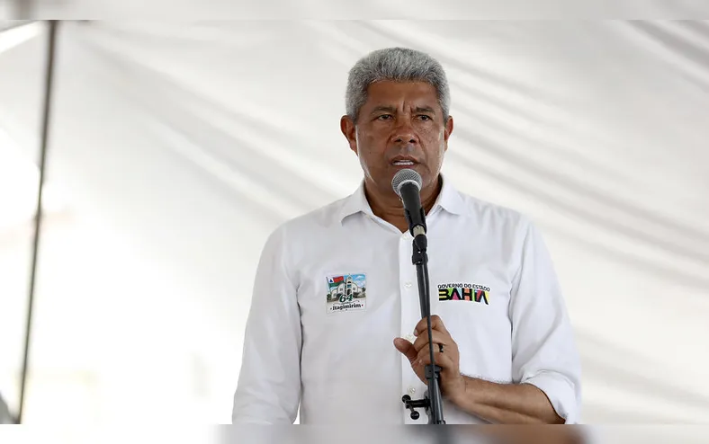 Jerônimo relembra polêmica do Habite-se em Salvador: “Tem gente que atrapalha” - Imagem