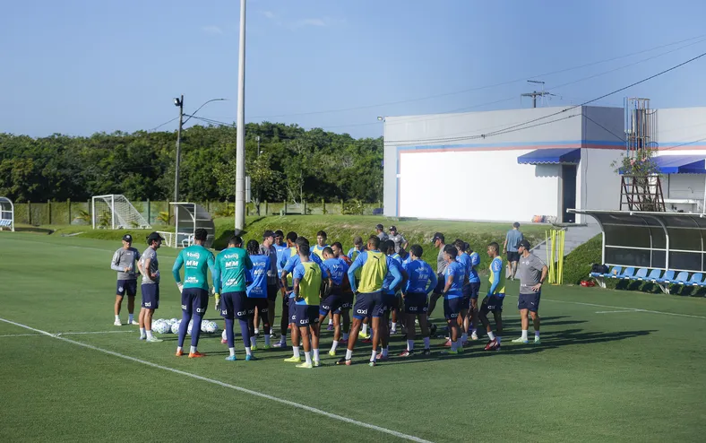 Joia da base vira opção do Bahia para final do baiano contra o Vitória - Imagem