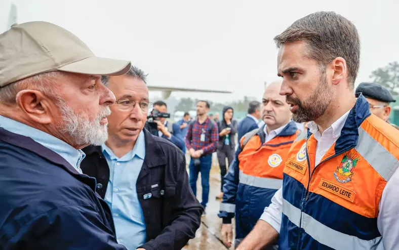 Leite 'culpa' Bolsonaro por volta de Lula ao Planalto - Imagem