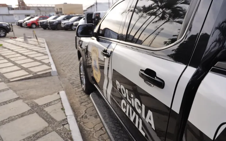 Loja tem prejuízo de R$ 27 mil após roubo de 48 celulares na Bahia - Imagem