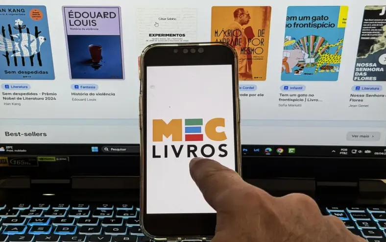 MEC Livros amplia acervo para 25 mil obras - Imagem