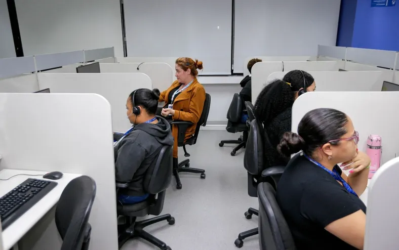 Multinacional abre 200 vagas em Salvador com contratação imediata - Imagem