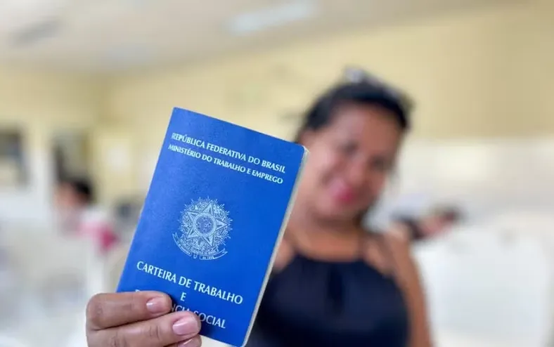 Mutirão leva serviços à população em situação de rua em Salvador - Imagem