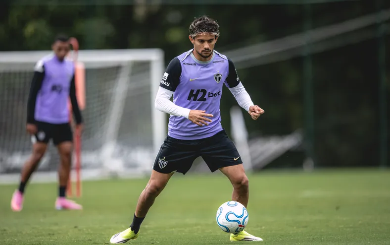 Negociação: o que se sabe sobre Gustavo Scarpa e o Esporte Clube Bahia - Imagem